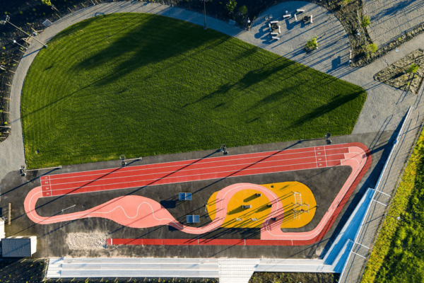 Realsport-suède-place-de-jeux-Fribourg-nord-sports-suisse-couleurs Realsport-suède-place-de-jeux-Fribourg-nord-sports-suisse-couleurs